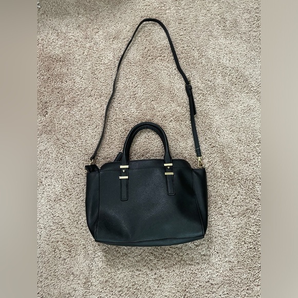 Liz Claiborne Black Handbag with Shoulder Strap and Handles - Picture 4 of 8